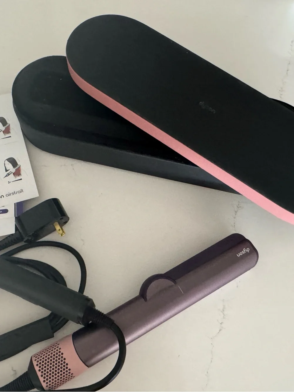 NWOT Dyson Airstrait Jasper Plum